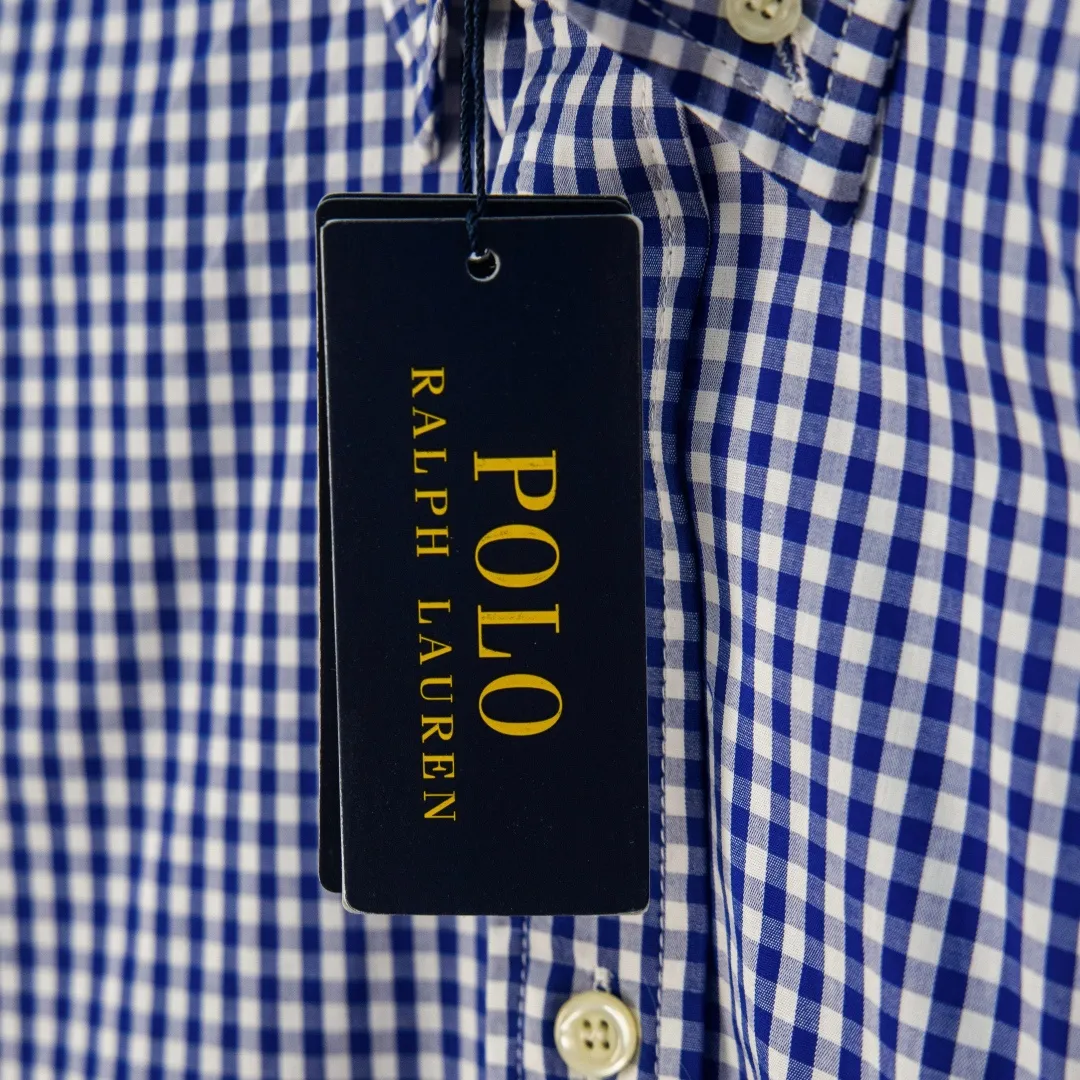 P280 zp version [exclusive supply] Ralph Lauren/Ralph Lauren 2025SS Evergreen Vintage style poplin casual color 0.5 grid long-sleeved casual shirt, 100% restoration of workmanship, embedded seam clean edge processing, upper back broken seam reorganization, better fit ✅ 100% cotton poplin cotton, smooth feel, pre-car wash treatment, yarn is tighter ✅ Custom dyed original pearlescent white buttons, size partition✅ There is a special shaped chiffon foil inside the collar door tube, which is not easy to deform and pull. ✅ RL refreshing plaid shirt is more naughty and colorful than the simpleness of the solid color shirt. It can be salty or sweet. Daily travel and travel. The production rate is very high. The style is customized. Color: Pink Blue Size: S M L XL Number: WW10965